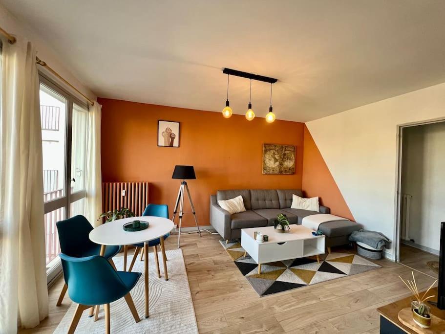 Le P'Tit Anatole - Joli T2 Avec Parking Appartement Poitiers Buitenkant foto