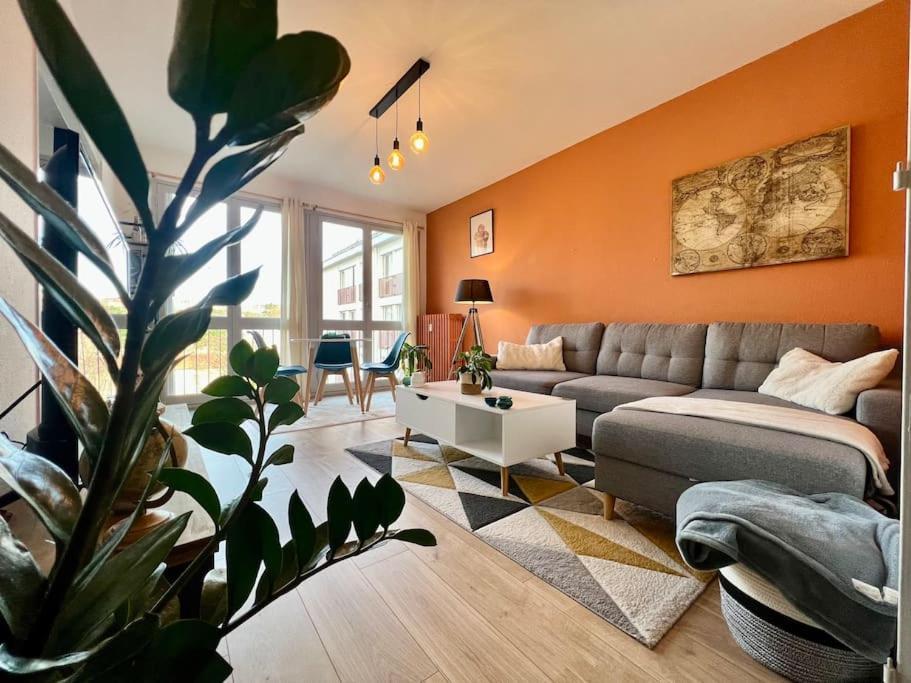 Le P'Tit Anatole - Joli T2 Avec Parking Appartement Poitiers Buitenkant foto