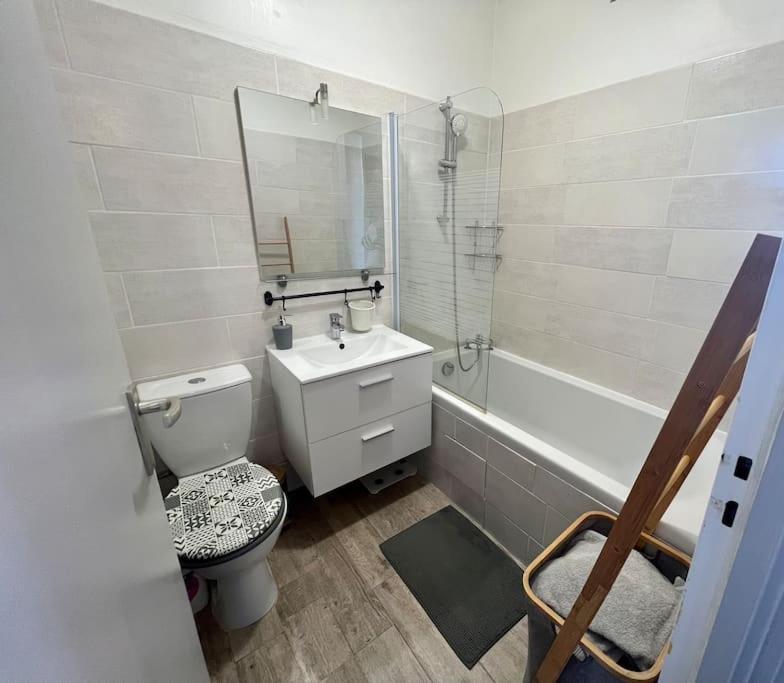 Le P'Tit Anatole - Joli T2 Avec Parking Appartement Poitiers Buitenkant foto